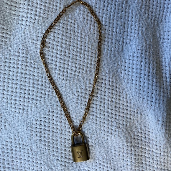 Louis Vuitton Gold Lock Pendant Necklace - Picture 2 of 5